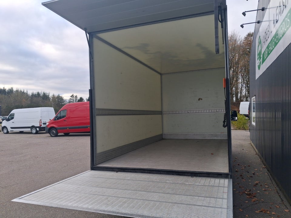 Iveco Daily 2,3 35S16 Alukasse m/lift AG8 2d