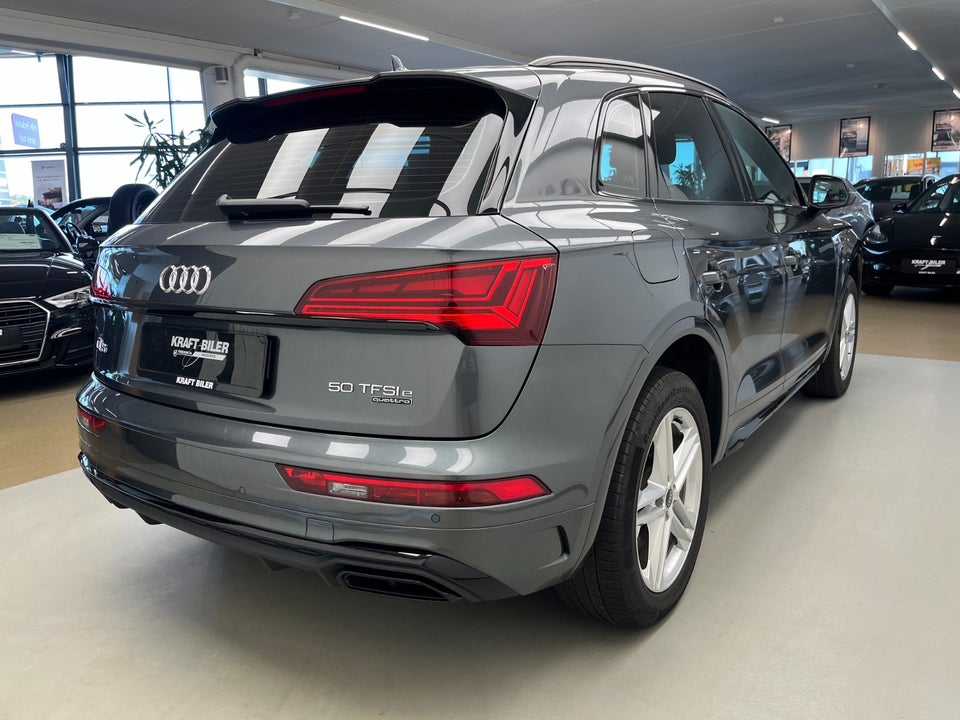 Audi Q5 50 TFSi e S-line quattro S-tr. 5d