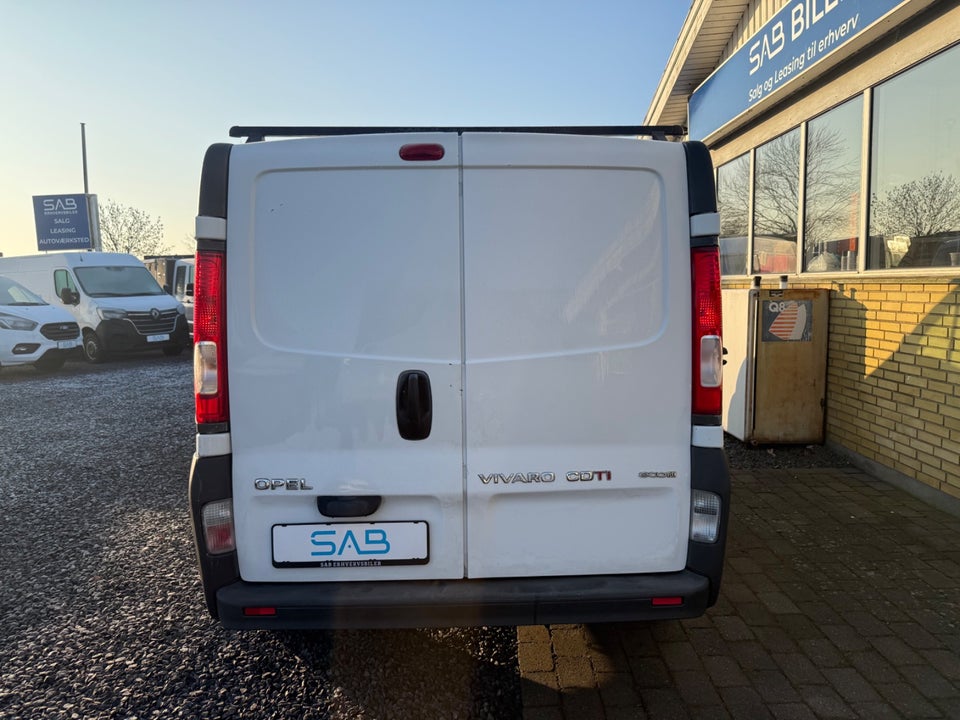 Opel Vivaro 2,0 CDTi 114 Van L2H1 4d