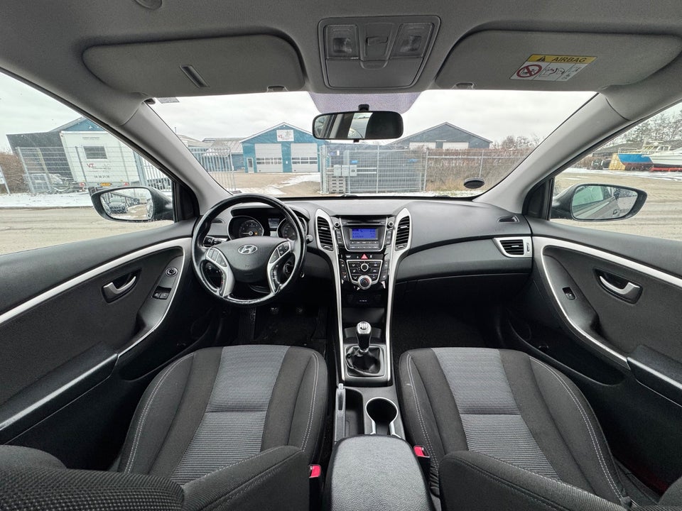 Hyundai i30 1,4 CVVT Comfort 5d