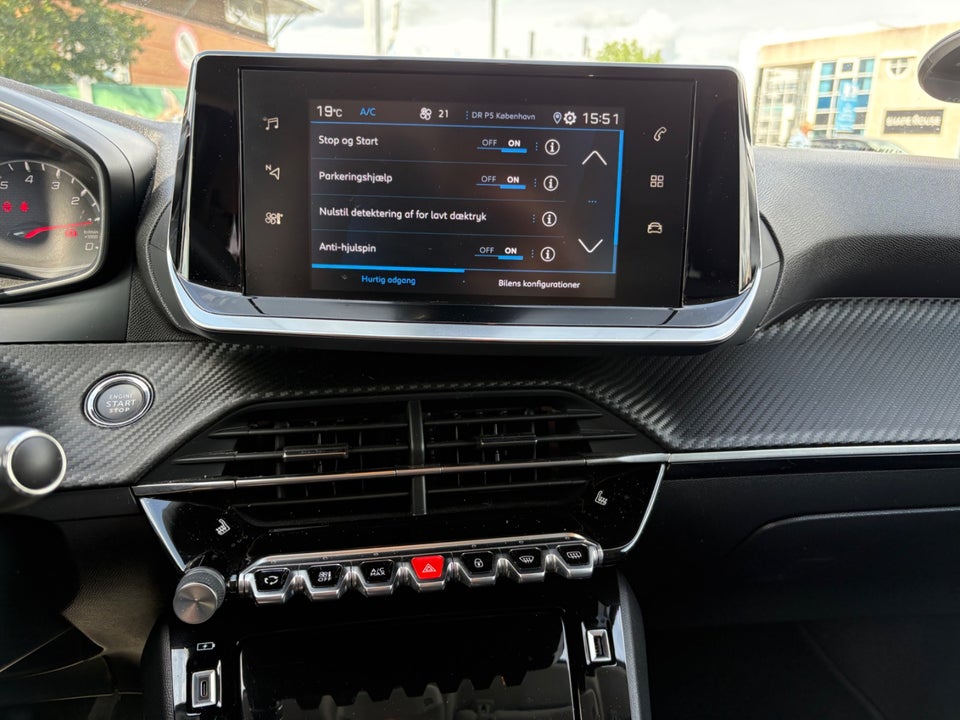 Peugeot 208 1,2 PureTech 100 Supreme+ 5d