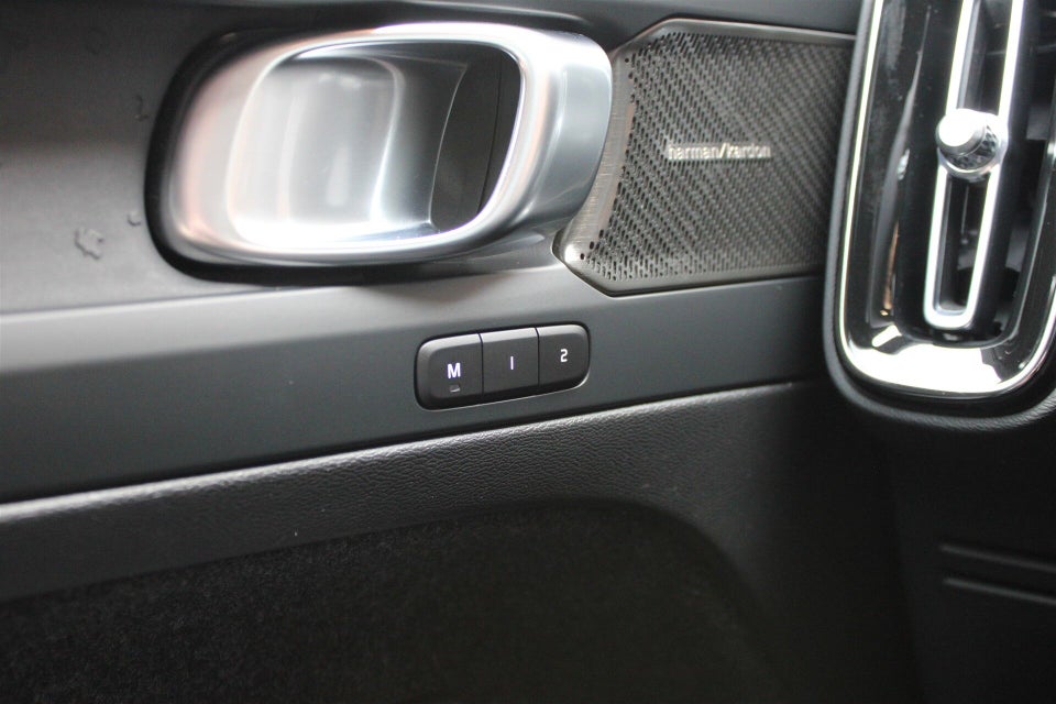 Volvo XC40 P6 ReCharge Ultimate 5d