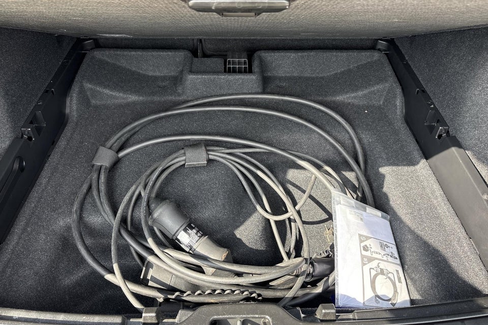 Volvo XC40 P6 ReCharge Core 5d
