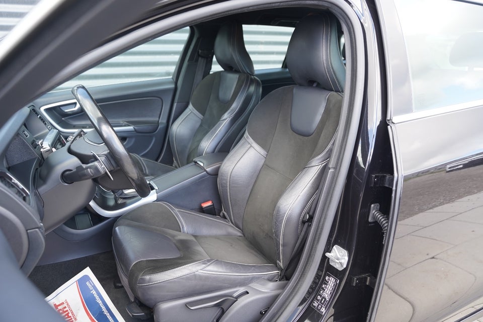 Volvo V60 2,0 D4 190 R-Design aut. 5d