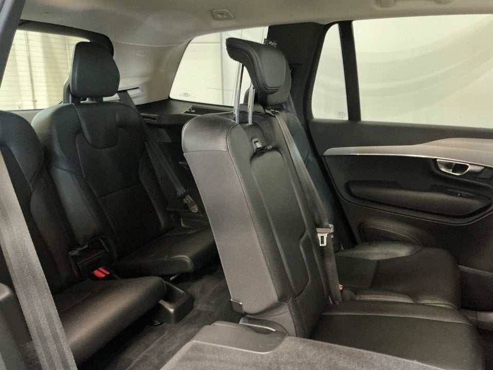 Volvo XC90 2,0 T8 ReCharge R-Design aut. AWD 7prs 5d
