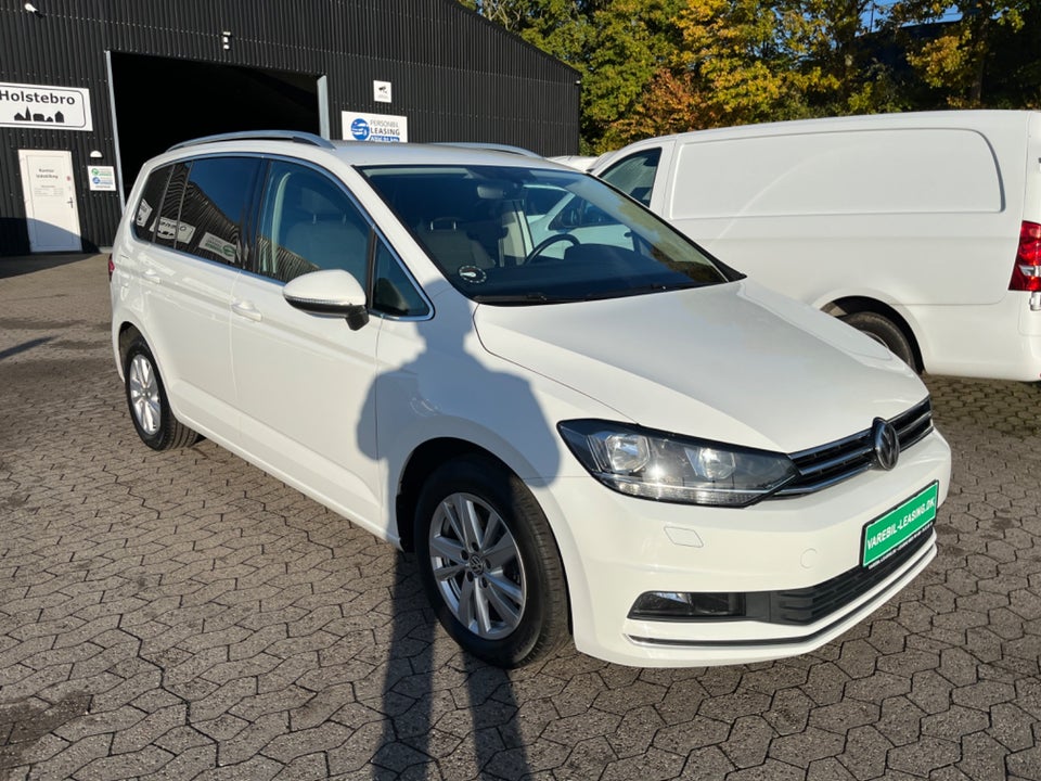 VW Touran 2,0 TDi 150 Highline DSG Van 5d