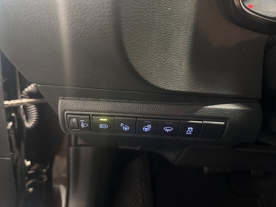 Suzuki Swace 1,8 HEV Exclusive stc. e-CVT 5d