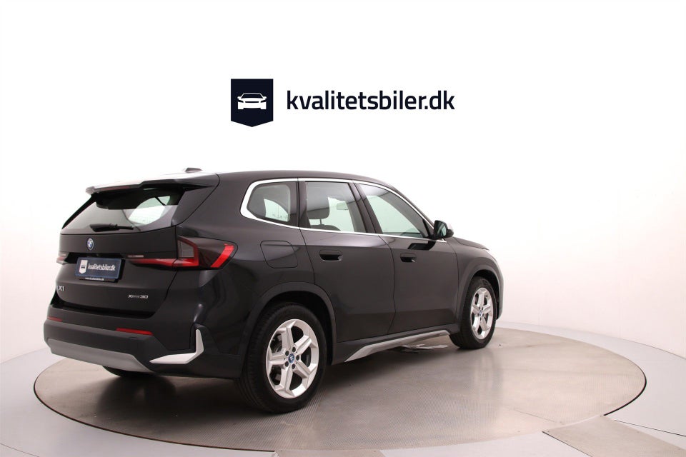 BMW iX1 xDrive30 X-Line 5d