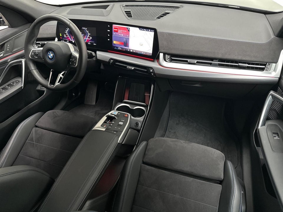 BMW iX2 xDrive30 M-Sport 5d