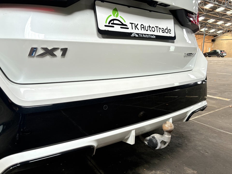 BMW iX1 xDrive30 M-Sport 5d