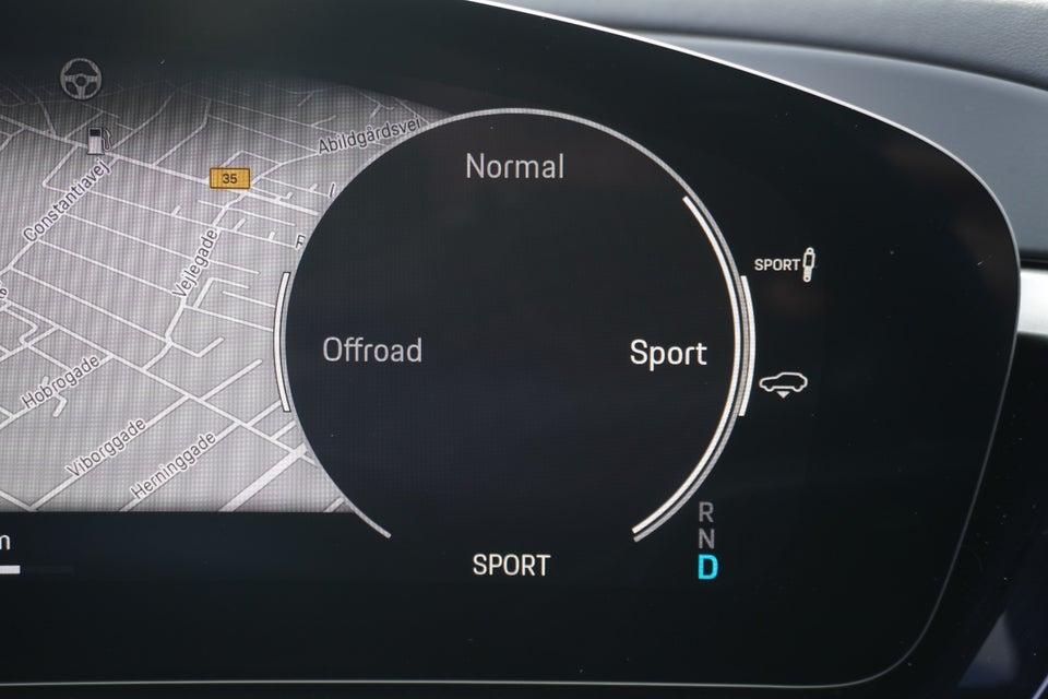 Porsche Macan 4 5d