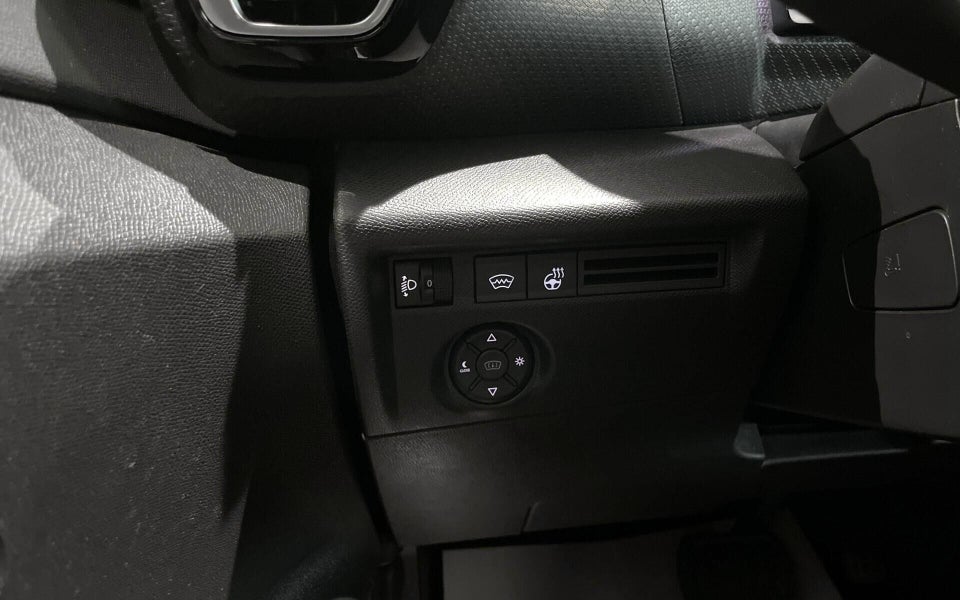 Citroën ë-C4 50 Shine 5d