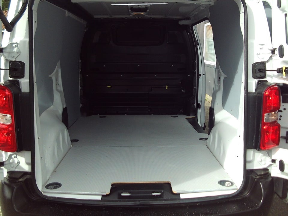 Opel Vivaro 2,0 D 145 Enjoy+ L2V2