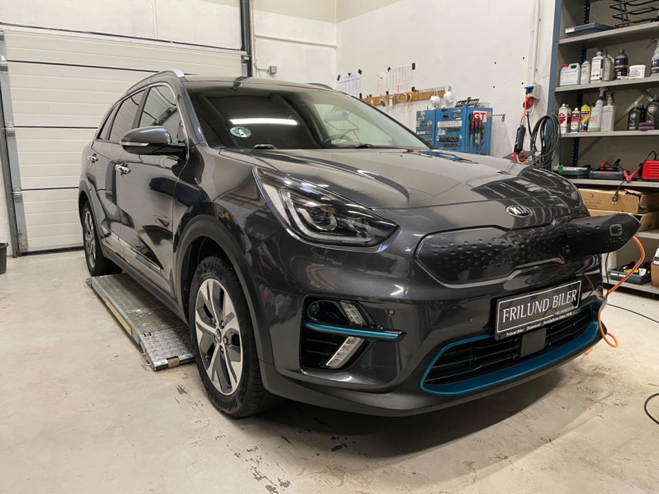 Kia e-Niro 64 Advance 5d