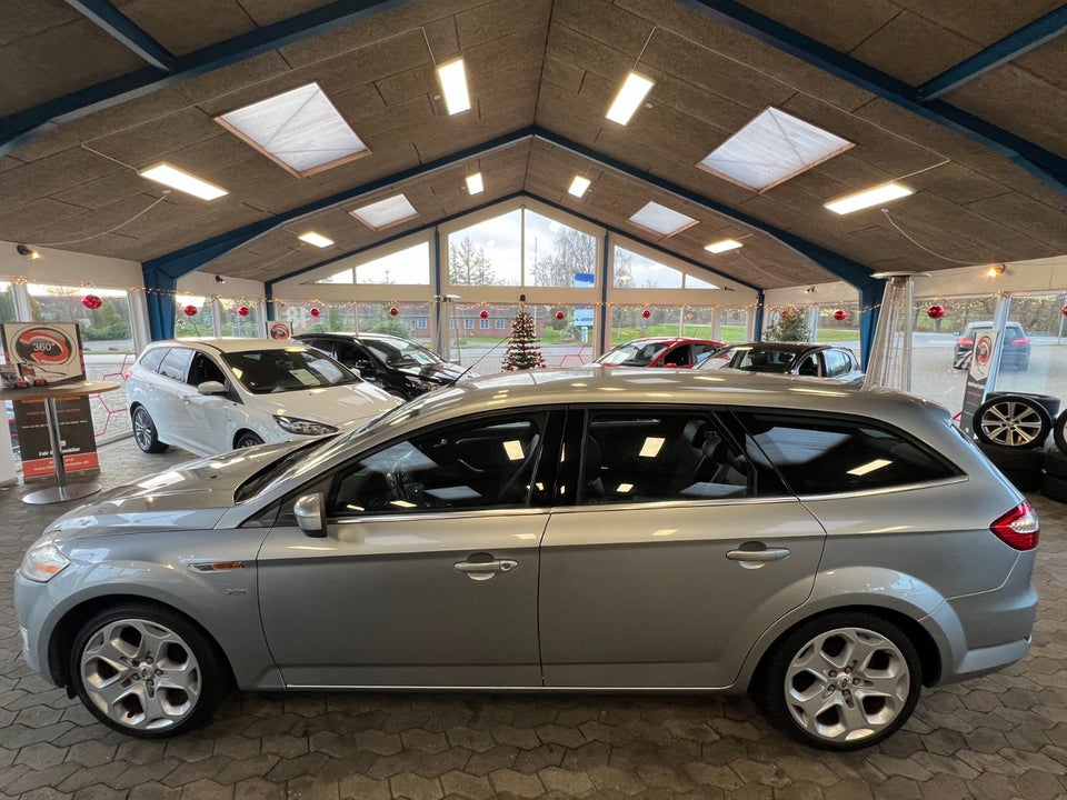 Ford Mondeo 2,5 20V Turbo Titanium stc. 5d