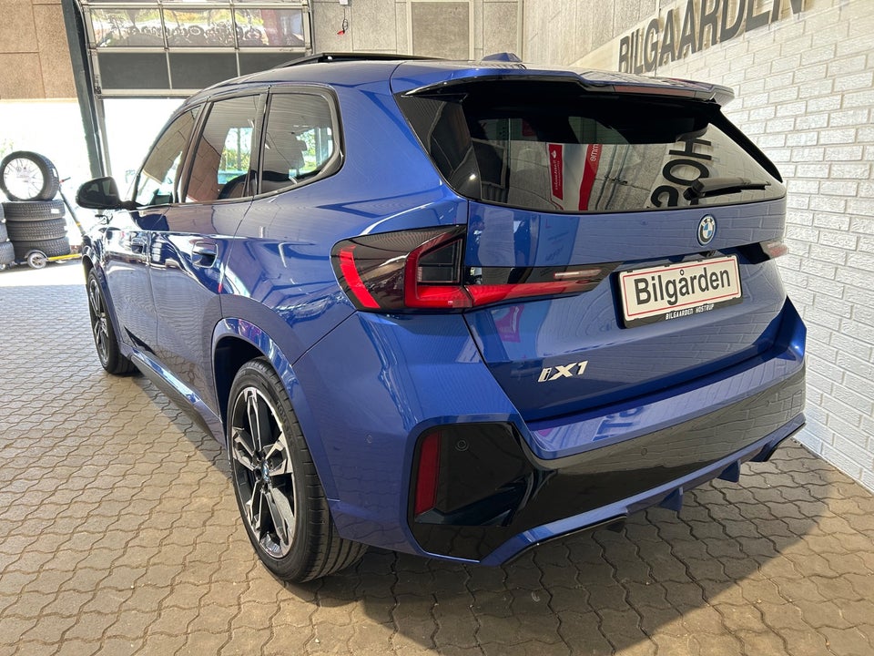 BMW iX1 xDrive30 M-Sport 5d