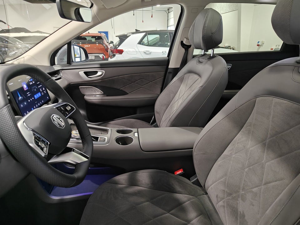 MG MGS6 77 Luxury Performance AWD 5d