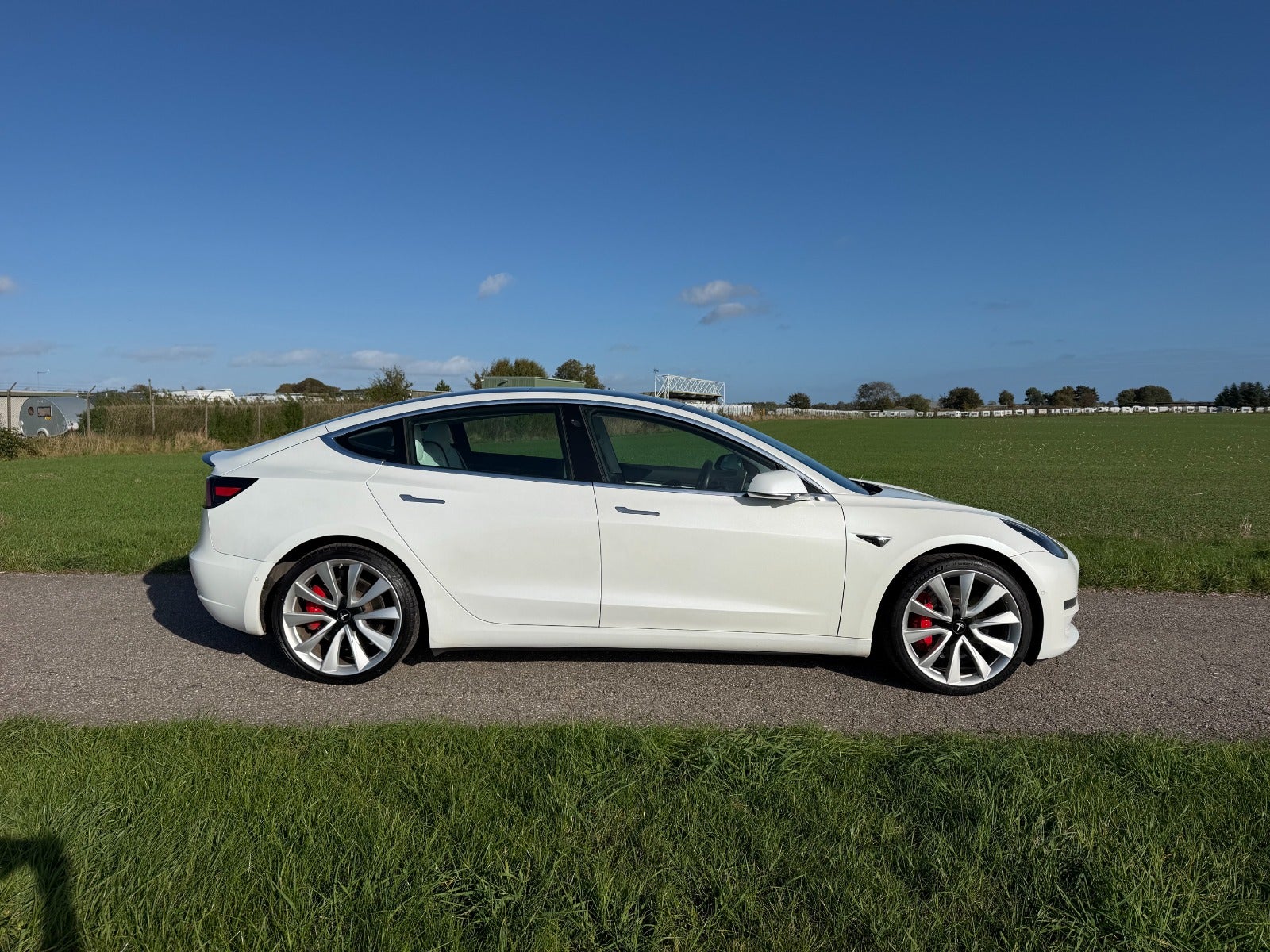 Tesla Model 3 Performance AWD 75 kWH 490ch - Autonomie 530km - Jantes 20" - Led - Camera - Hayon éléctrique