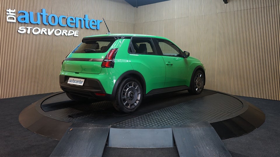 Renault 5 E-Tech 40 Evolution 5d