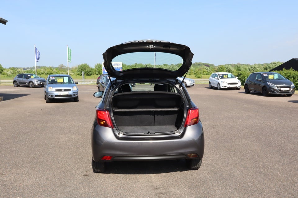 Toyota Yaris 1,3 VVT-i T2 Premium Luksus 5d