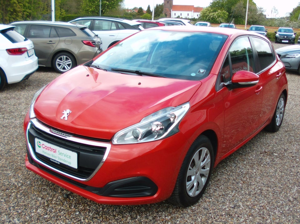 Peugeot 208 1,2 VTi 82 Strike 5d