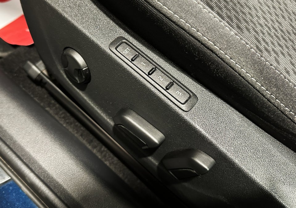 Skoda Octavia 2,0 TDi 150 Style Combi DSG 5d