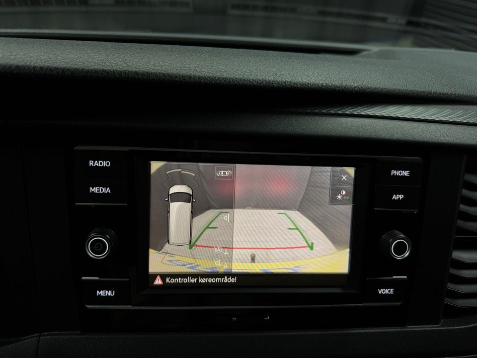 VW Transporter 2,0 TDi 150 Kassevogn DSG kort