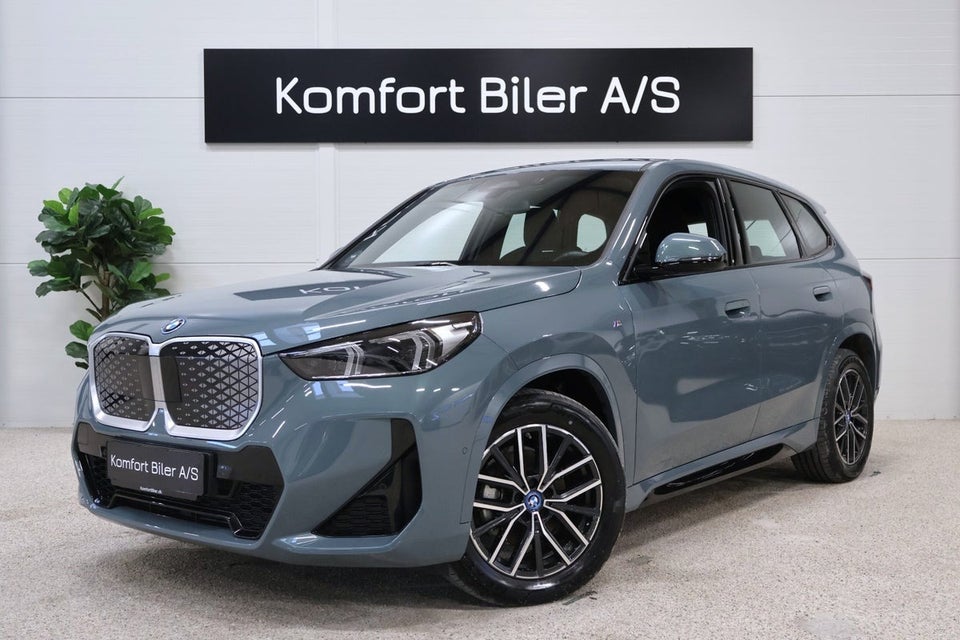 BMW iX1 eDrive20 M-Sport 5d