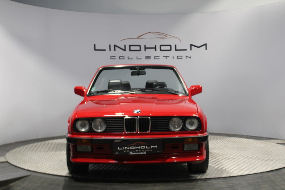 BMW 320i 2,0 Cabriolet 2d