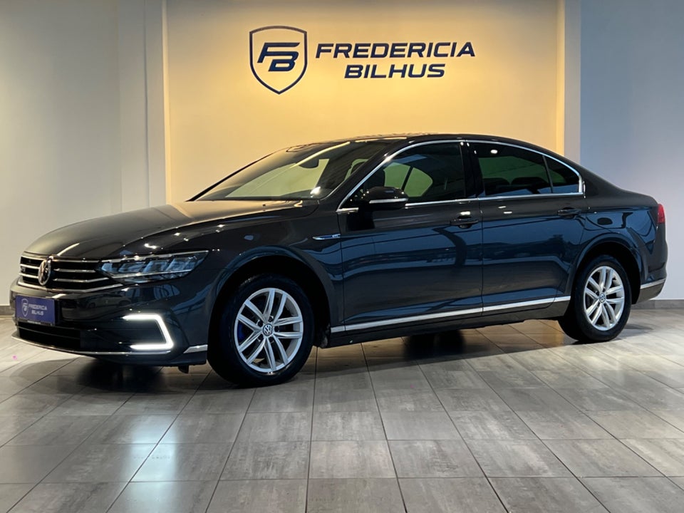 VW Passat 1,4 GTE DSG 4d