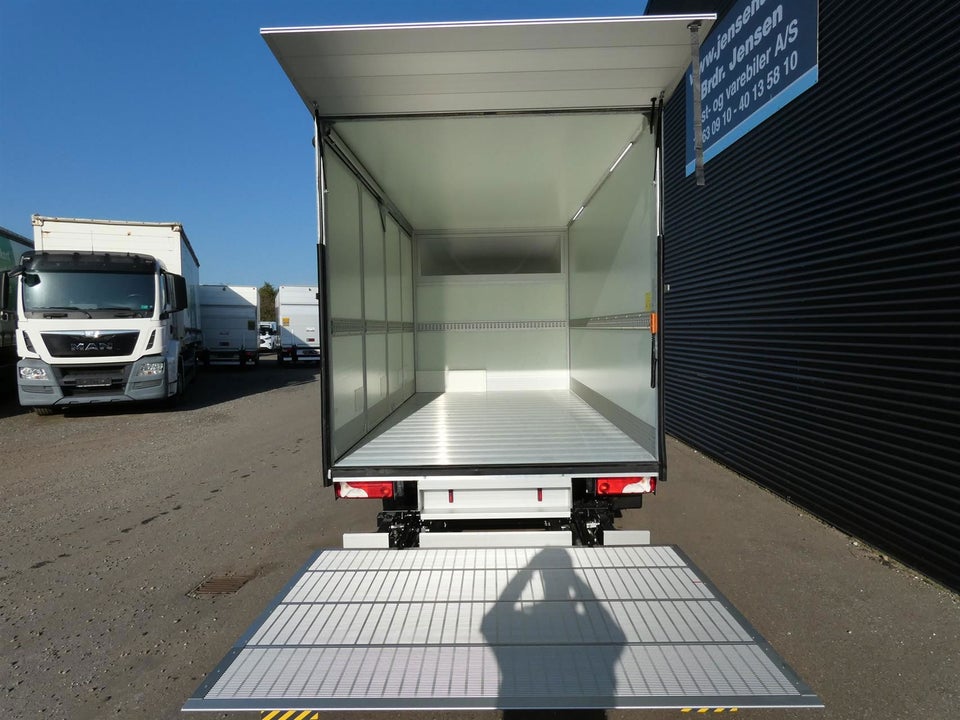 Mercedes Sprinter 317 2,0 CDi A3 Chassis aut. RWD 2d