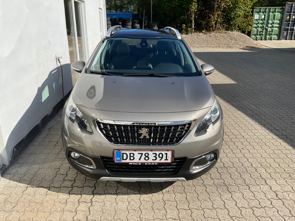 Peugeot 2008 1,6 BlueHDi 100 Allure Sky 5d