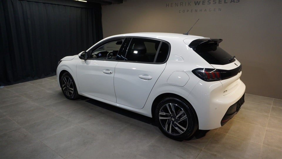 Peugeot 208 1,2 PureTech 100 Allure Grand EAT8 5d