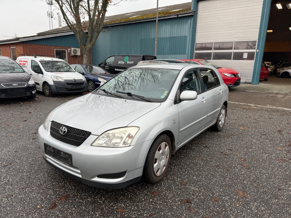 Toyota Corolla 1,4 Sol 4d