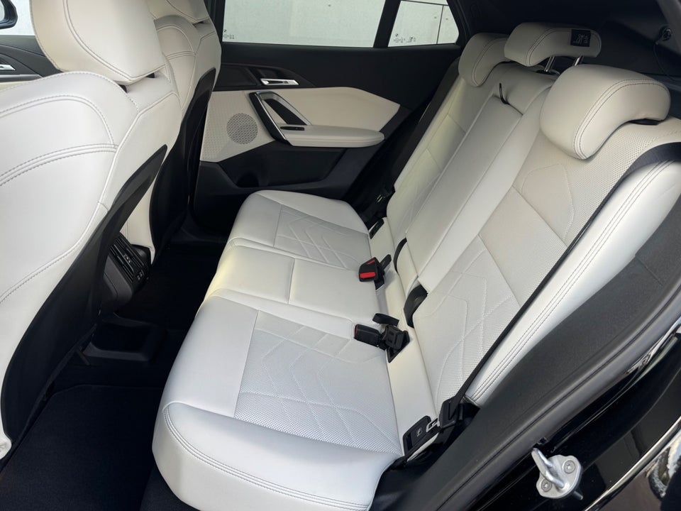 BMW iX2 eDrive20 Fully Charged M-Sport 5d