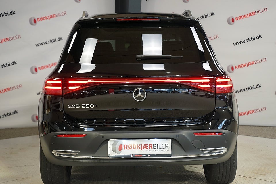 Mercedes EQB250+ Electric Art 5d