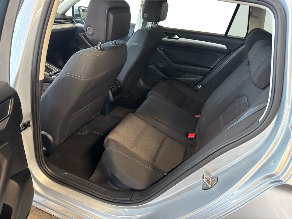 VW Passat 1,6 TDi 120 Comfortline Variant DSG 5d