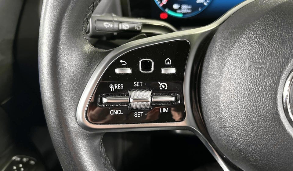 Mercedes EQA250 Progressive 5d