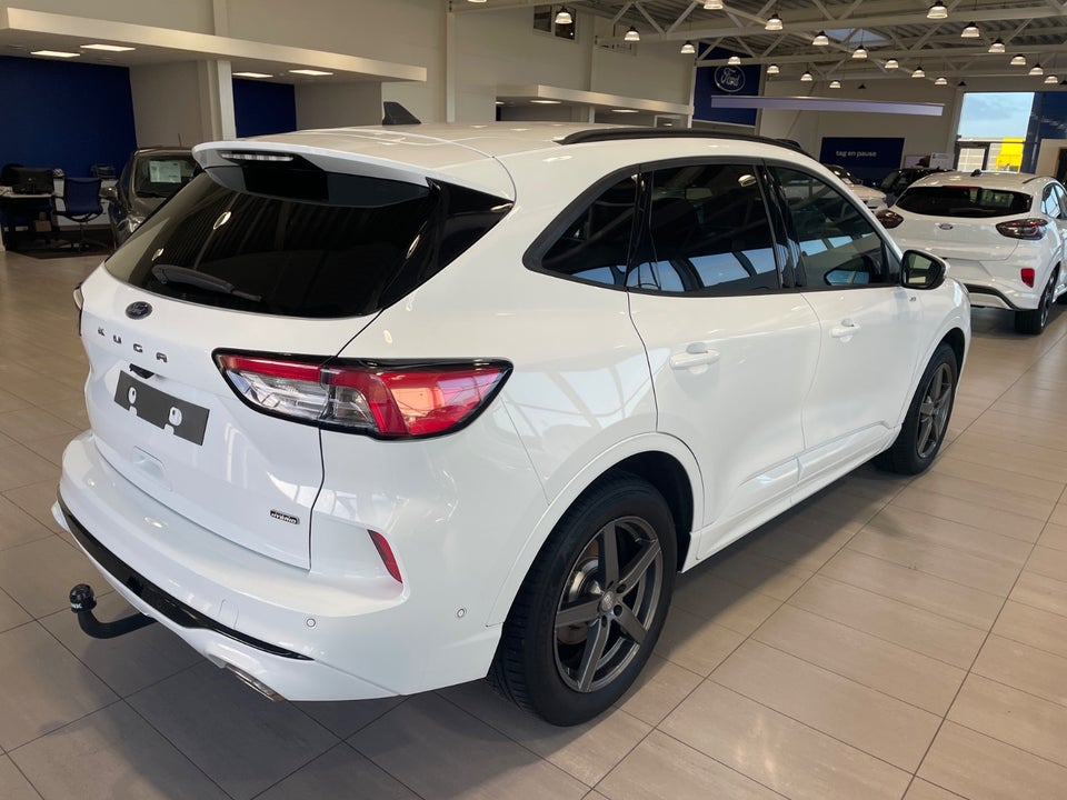 Ford Kuga 2,5 PHEV ST-Line X CVT 5d