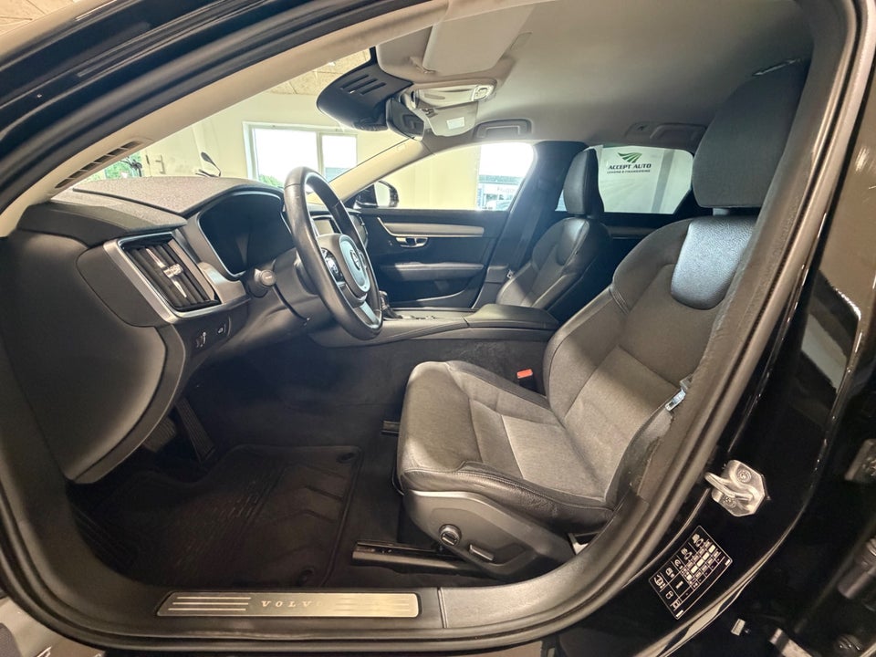 Volvo V90 2,0 D4 190 Momentum aut. 5d