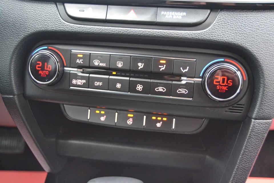 Kia Ceed 1,6 PHEV Upgrade Intro SW DCT 5d