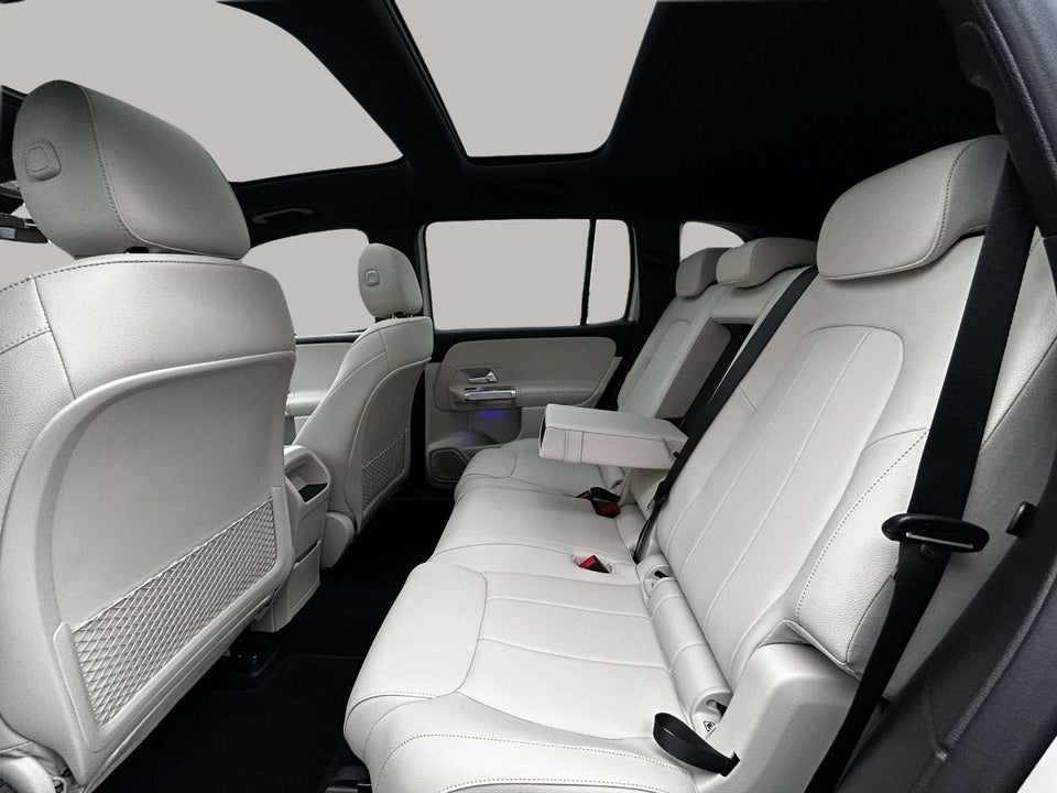 Mercedes EQB300 Progressive 4Matic 5d