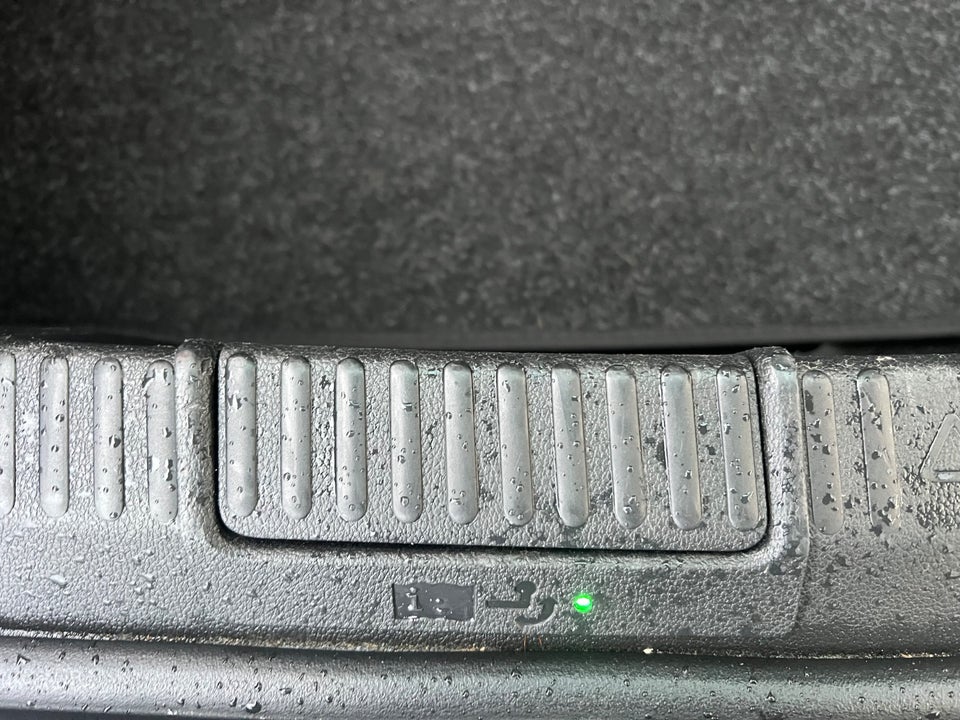 Skoda Superb 2,0 TDi 150 Business Edition DSG 5d