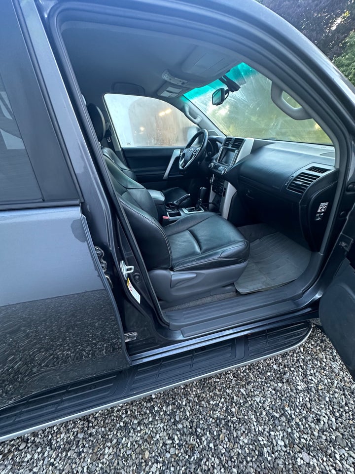 Toyota Land Cruiser 3,0 D-4D T3 aut. 5d