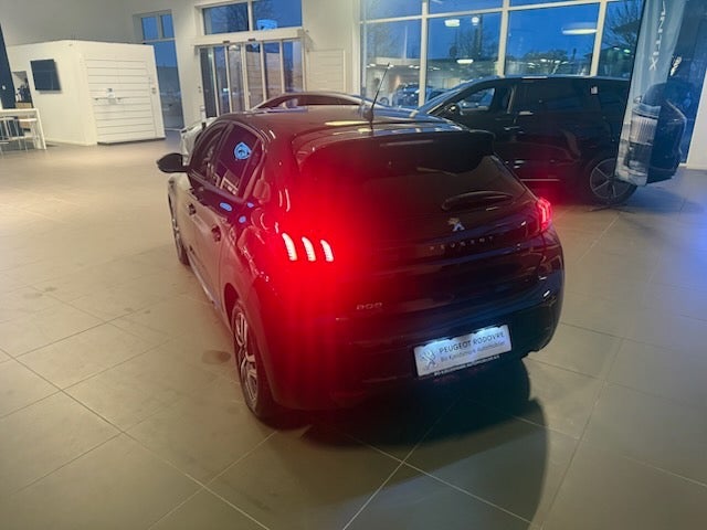Peugeot 208 1,2 PureTech 100 Allure EAT8 5d