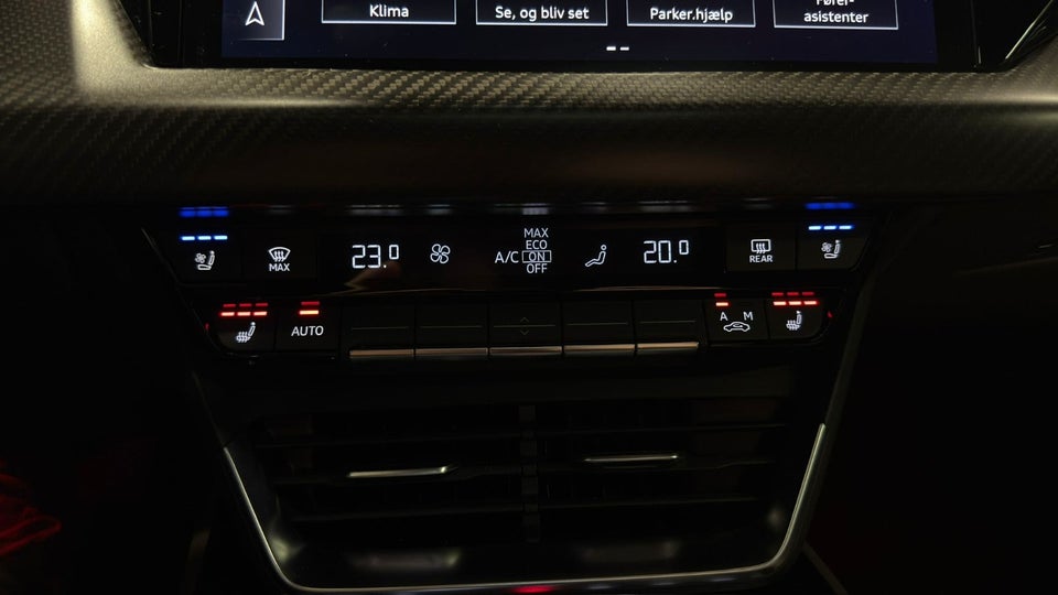 Audi e-tron GT quattro 4d