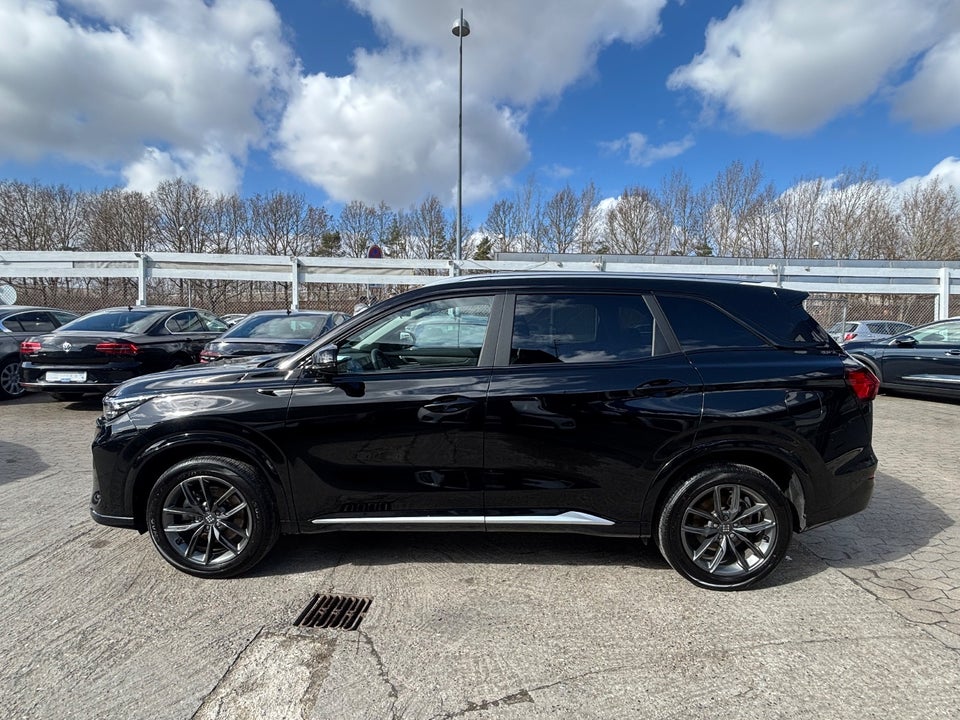 Navor E5 1,5 PHEV Rock 5d