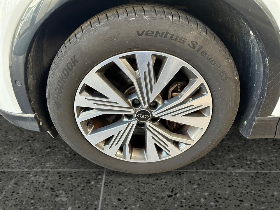 Audi Q4 e-tron 40 Sportback 5d