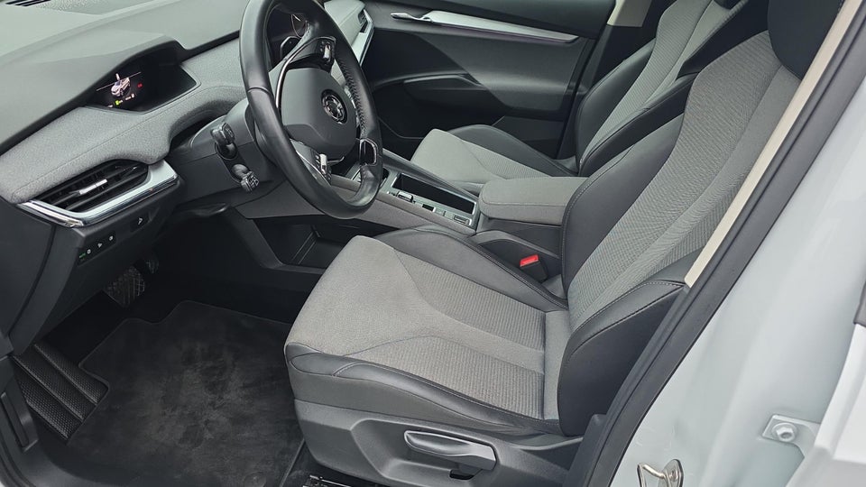 Skoda Enyaq 80 iV Loft 5d