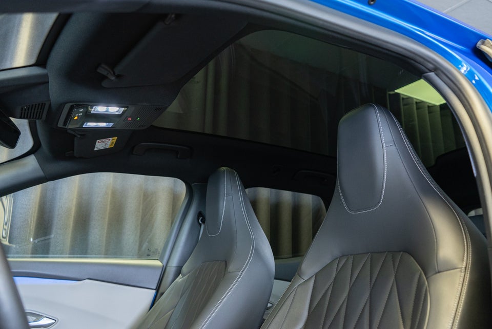 Ford Explorer 77 Premium Extended Range 5d